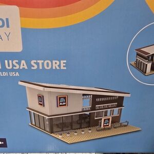 Aldi USA Store Building Set - Multicolor